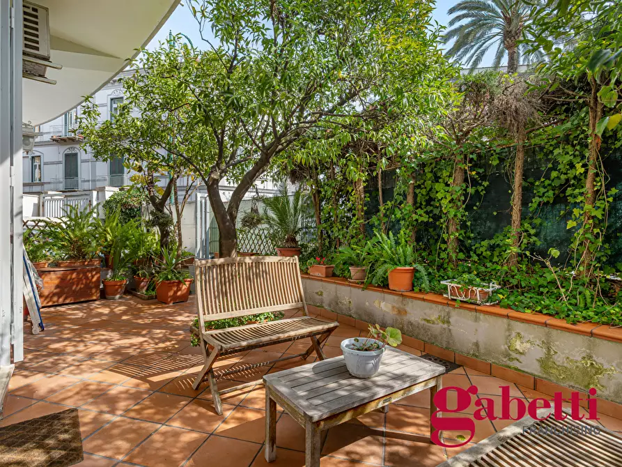 Immagine 25 di Appartamento in vendita  in Via Torquato Tasso, 343 a Napoli