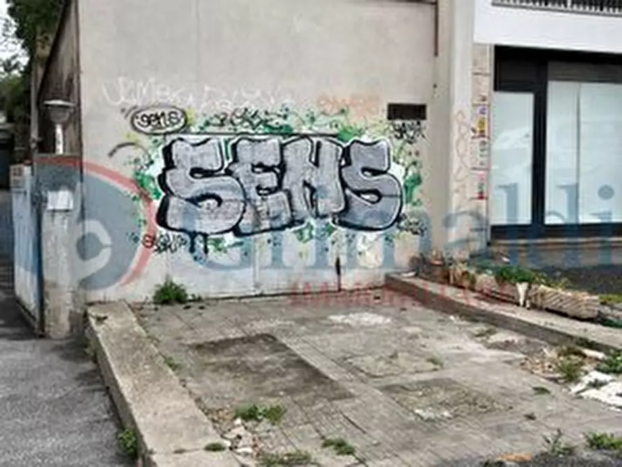 Immagine 4 di Box auto in vendita  in Via GARAGE Via dei Monti di Primavalle, SNC a Roma