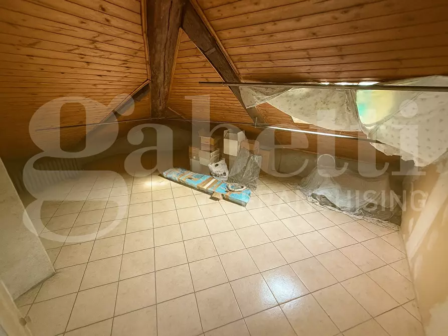 Immagine 13 di Appartamento in vendita  in Via Vittorio Emanuele II, 18 a Chieri