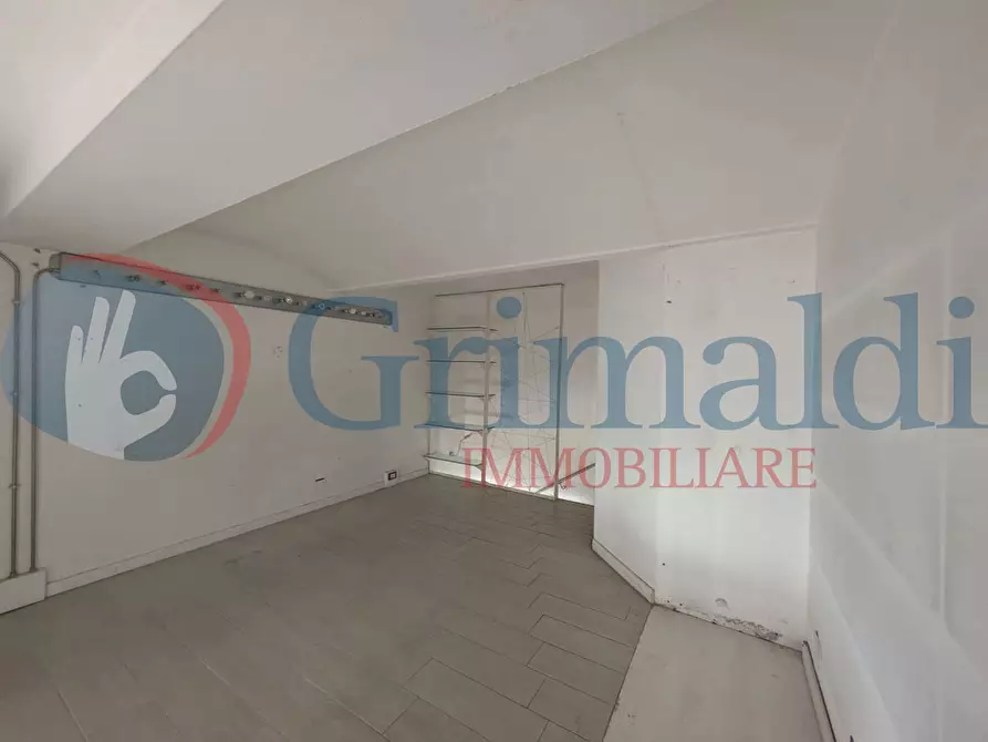 Immagine 8 di Negozio in affitto  in Via Aurelia a Rosignano Marittimo