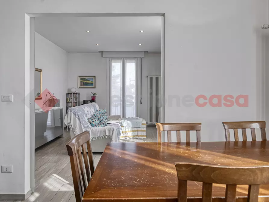 Immagine 41 di Appartamento in vendita  in Via fratelli Pinardi, 25 a Bologna