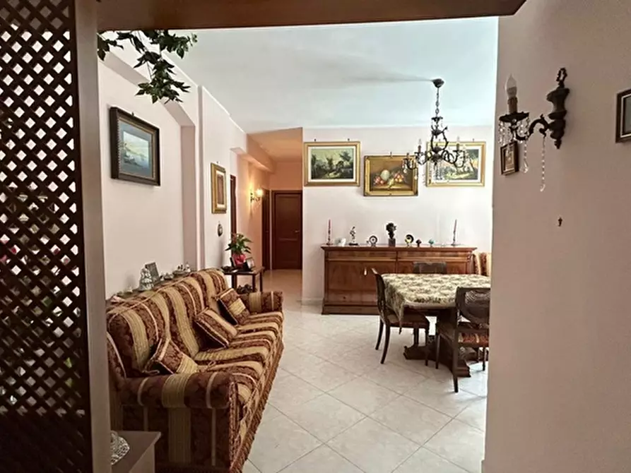 Immagine 4 di Appartamento in vendita  in Via Michele Guadagno a Napoli