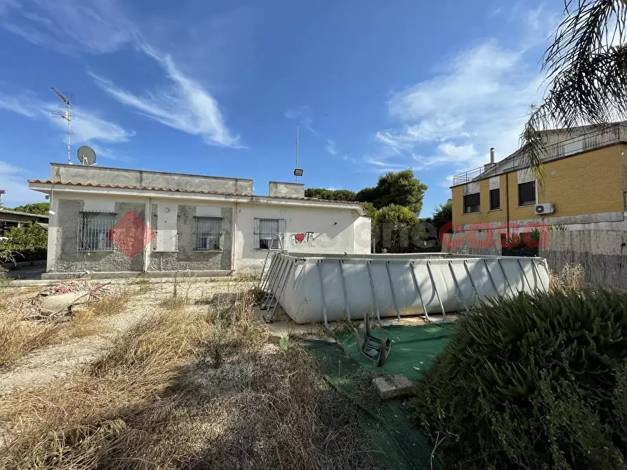 Immagine 29 di Villa in vendita  in Via PONTINA, 148 a Terracina