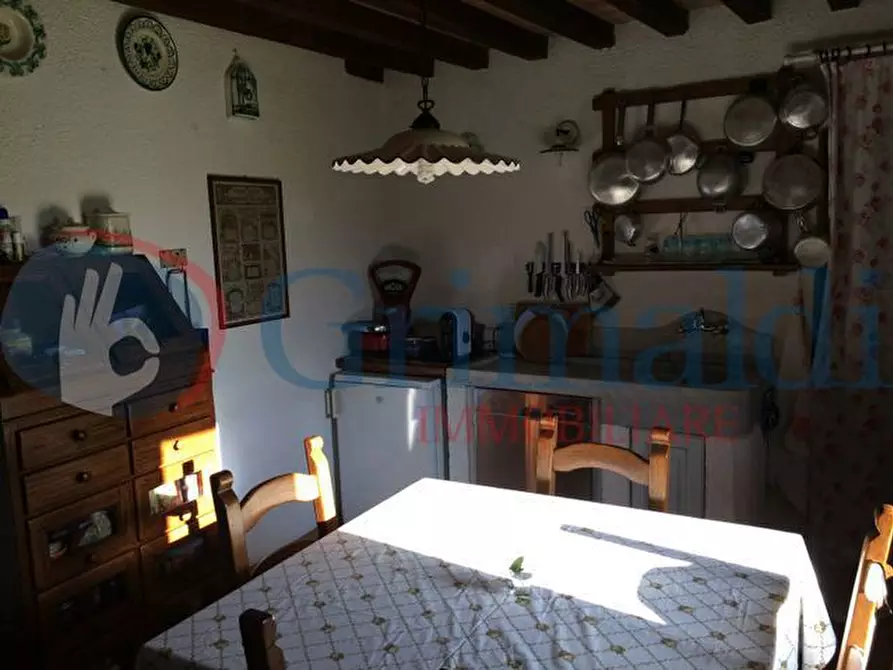 Immagine 12 di Rustico / casale in vendita  in Via Caprio, 1 a Filattiera