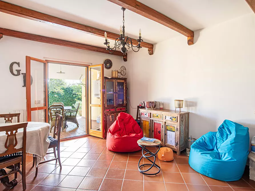 Immagine 2 di Casa trifamiliare in vendita  in Via della Bilancia, 47 a Sabaudia