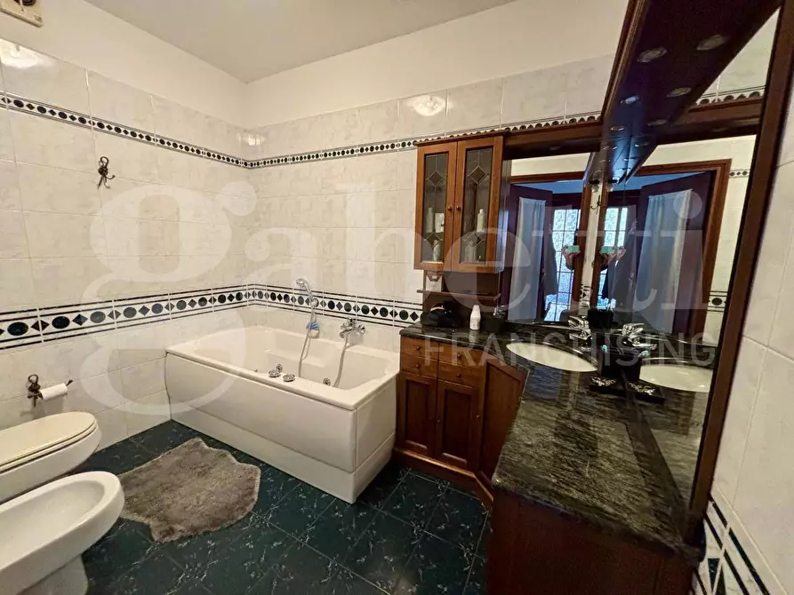 Immagine 22 di Appartamento in vendita  in Via Marconi, 11 a Orbassano