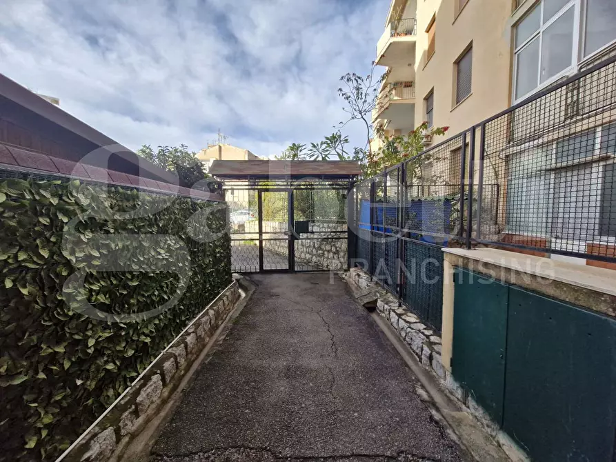 Immagine 5 di Appartamento in vendita  in Via Passaggio Lipari a Palermo