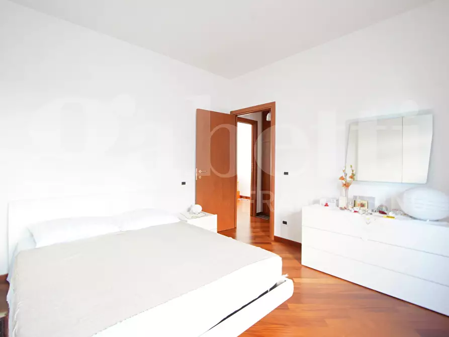 Immagine 9 di Appartamento in vendita  in Via Vallon, . a Venezia