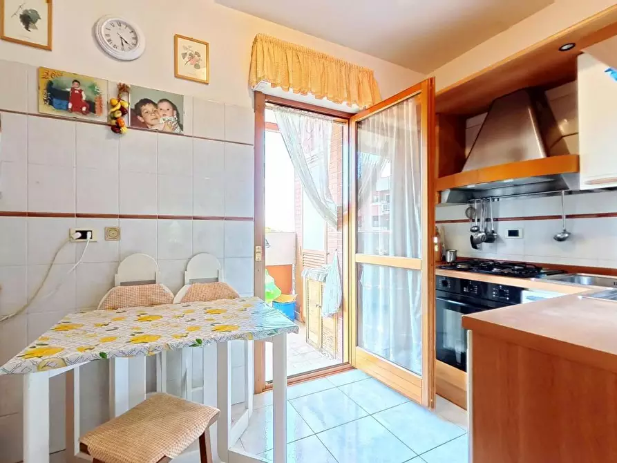 Immagine 7 di Appartamento in vendita  in Via del poggio di acilia, 85 a Roma