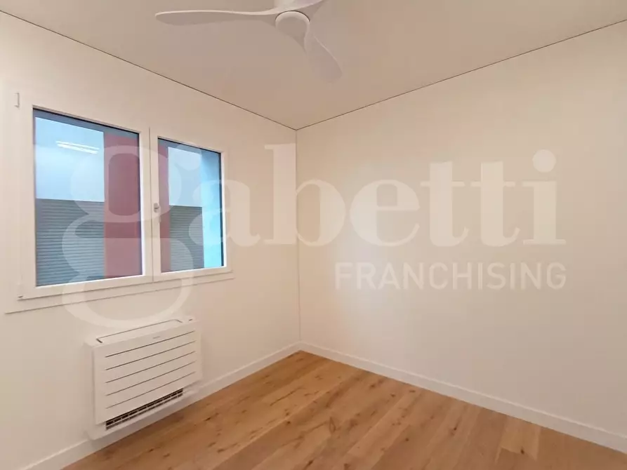 Immagine 5 di Appartamento in vendita  in Via SOTTOMARINA - FONDAMENTA LUNGOLAGUNA, 00 a Chioggia