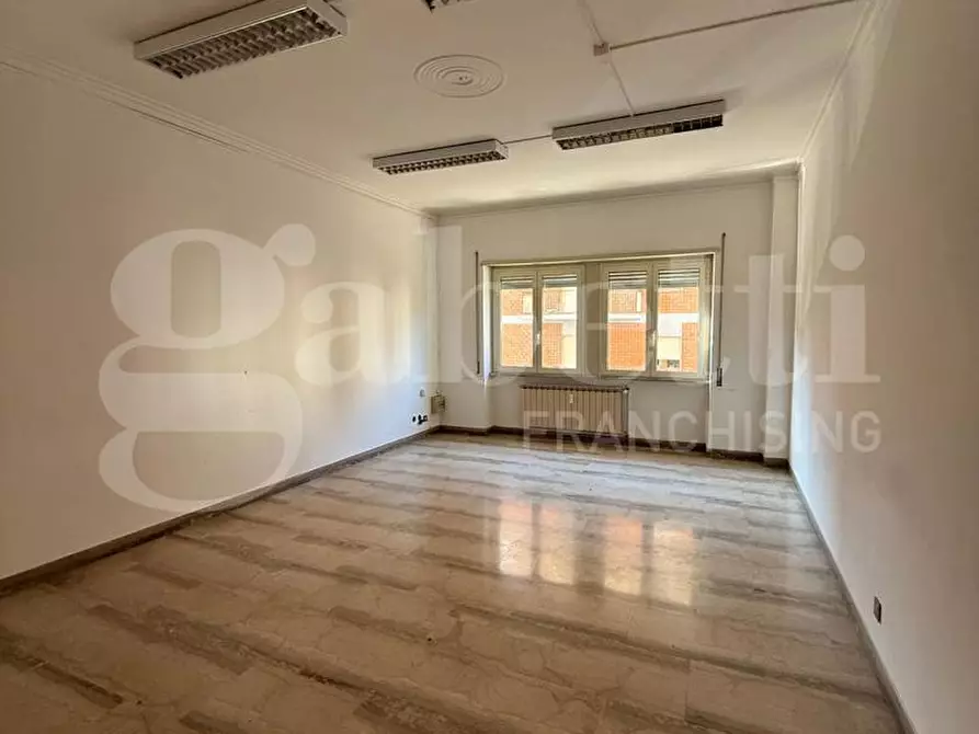 Immagine 17 di Ufficio in vendita  in Via dei salici, 65 a Rieti