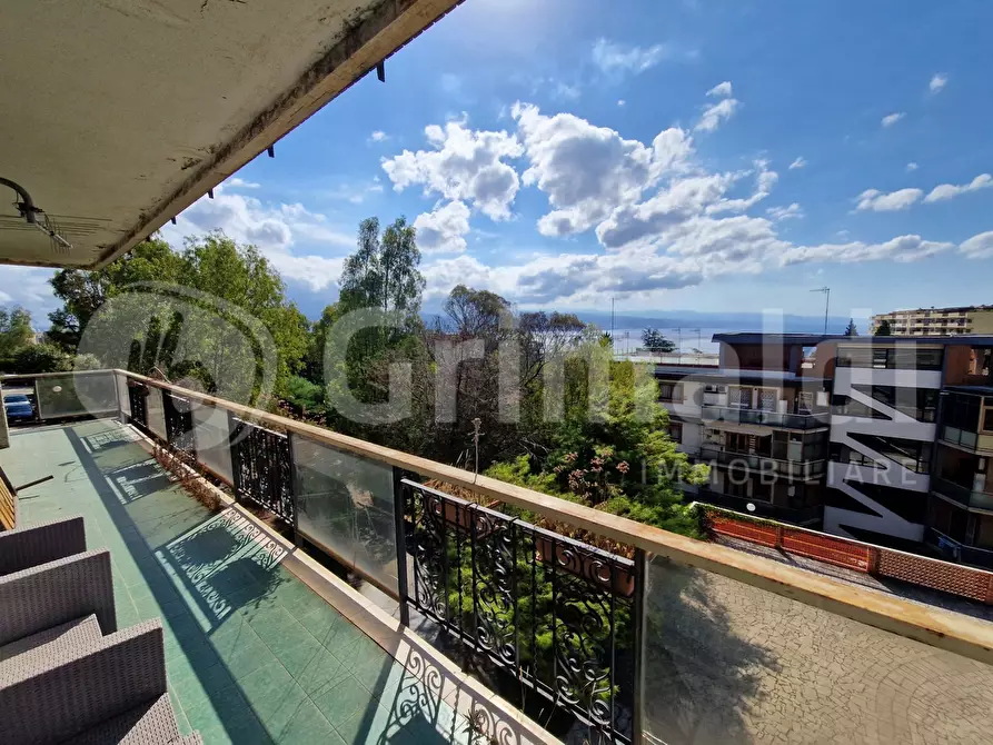 Immagine 19 di Appartamento in vendita  in Via Nuova Panoramica dello stretto, 1020 a Messina