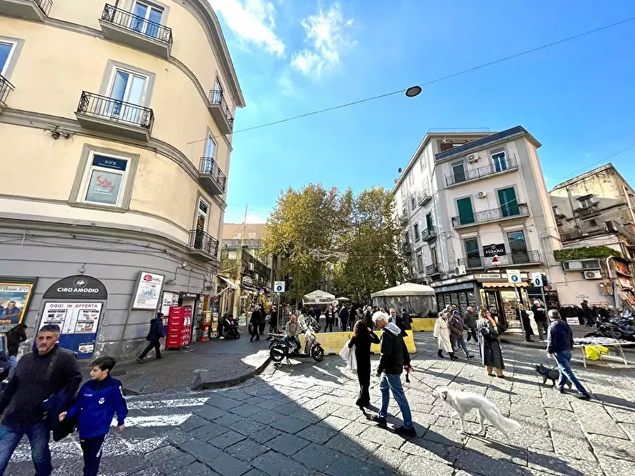 Immagine 6 di Negozio in vendita  in Via Annella di Massimo a Napoli