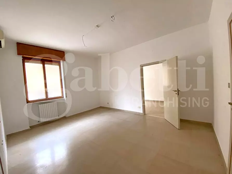 Immagine 11 di Appartamento in vendita  in Via Turati a San Severo