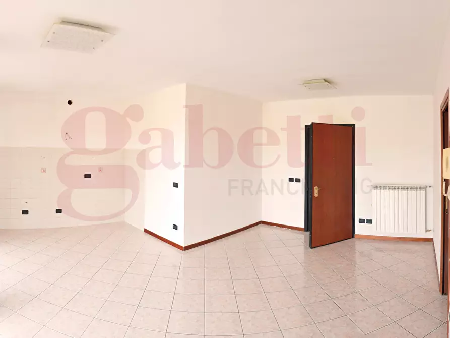 Immagine 4 di Appartamento in vendita  in Via Leone XIII, 45 a Calusco D'adda