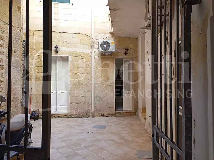 Immagine 2 di Appartamento in vendita  in Via Euippa, 4 a Lecce