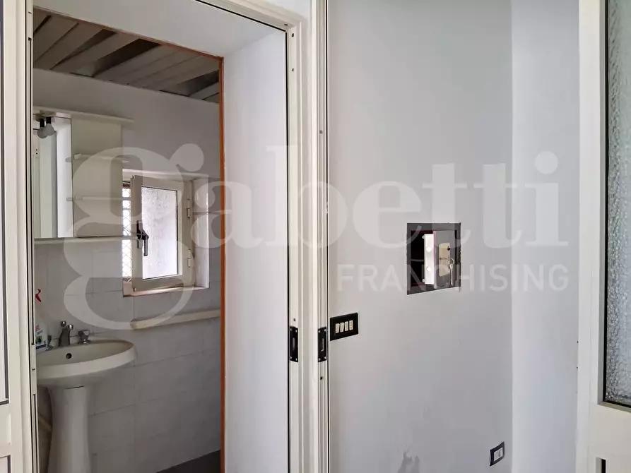 Immagine 8 di Magazzino in vendita  in Via Ciullo D'Alcamo, 4 a Ragusa