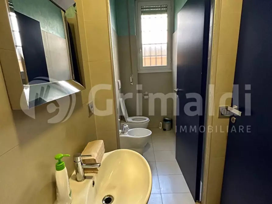 Immagine 23 di Attività commerciale in vendita  in Via Giovanni Pezzotti, 10 a Milano