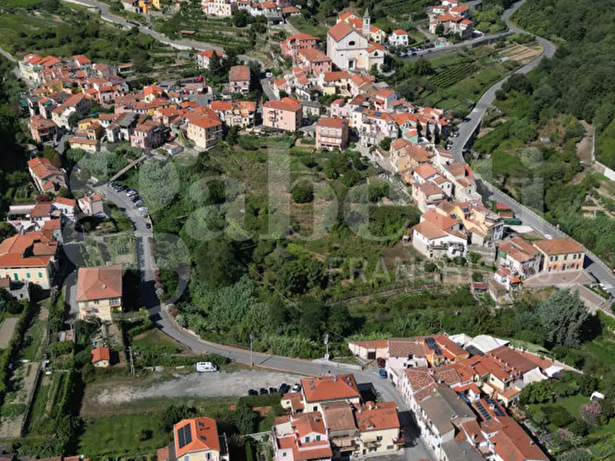Immagine 4 di Terreno residenziale in vendita  in Via Colombo a Finale Ligure