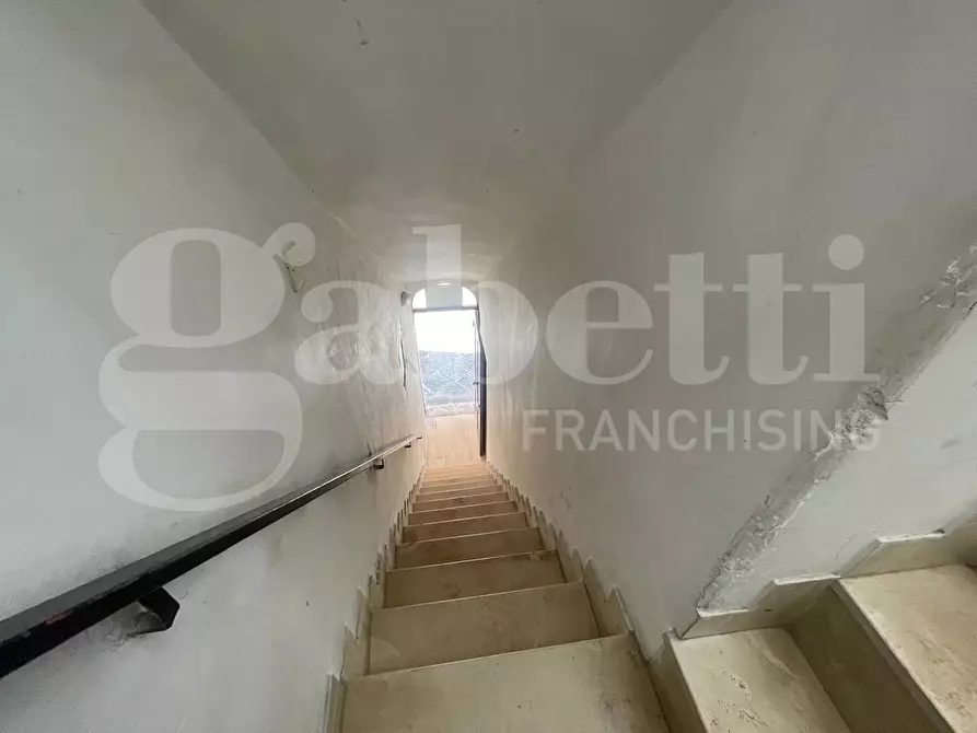 Immagine 27 di Appartamento in vendita  in Via Indipendenza, 379 a Gaeta