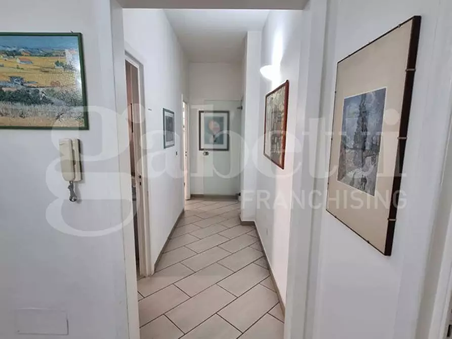 Immagine 2 di Appartamento in vendita  in Via della Resistenza a Bari