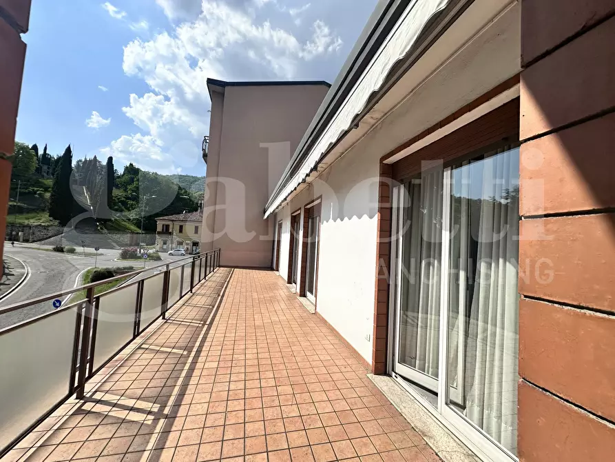 Immagine 9 di Appartamento in vendita  in Corso xxv aprile, 1 a Erba