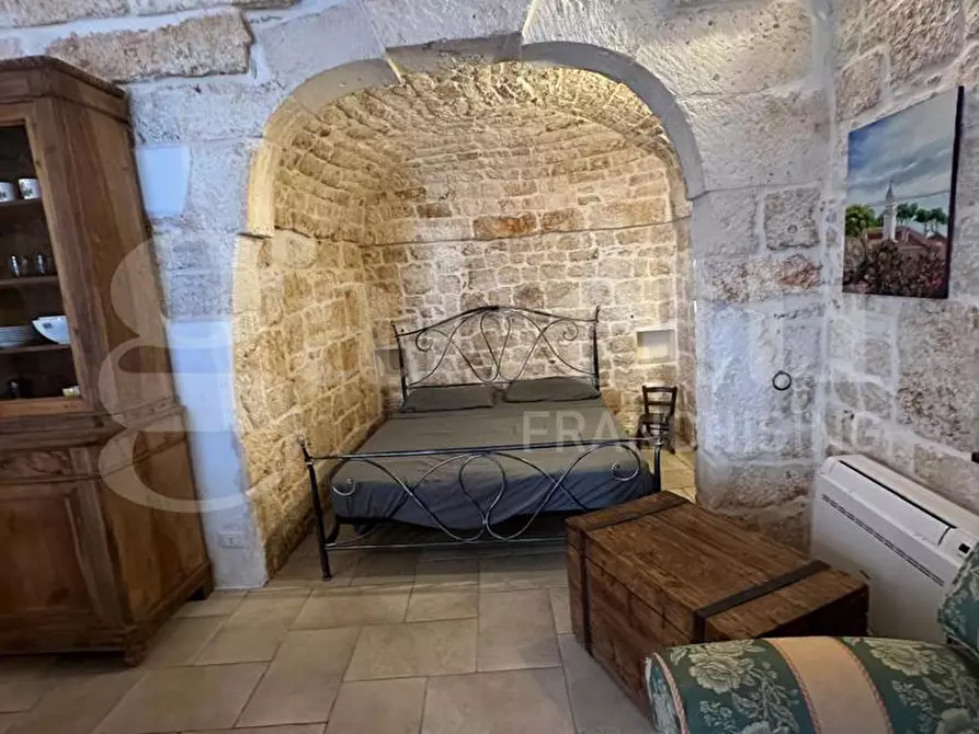 Immagine 13 di Casa indipendente in vendita  in Via Guiscardi a Ostuni