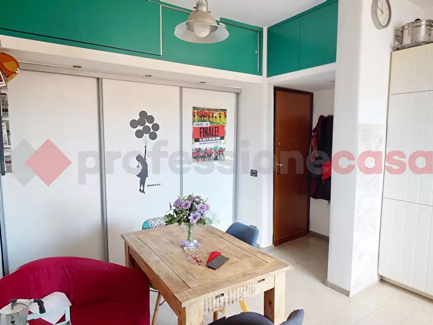 Immagine 6 di Appartamento in vendita  in Via dei Rezzonico a Roma