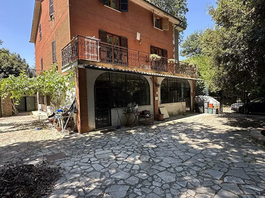 Immagine 2 di Appartamento in vendita  in Via SCOPETONI, 00 a Manziana