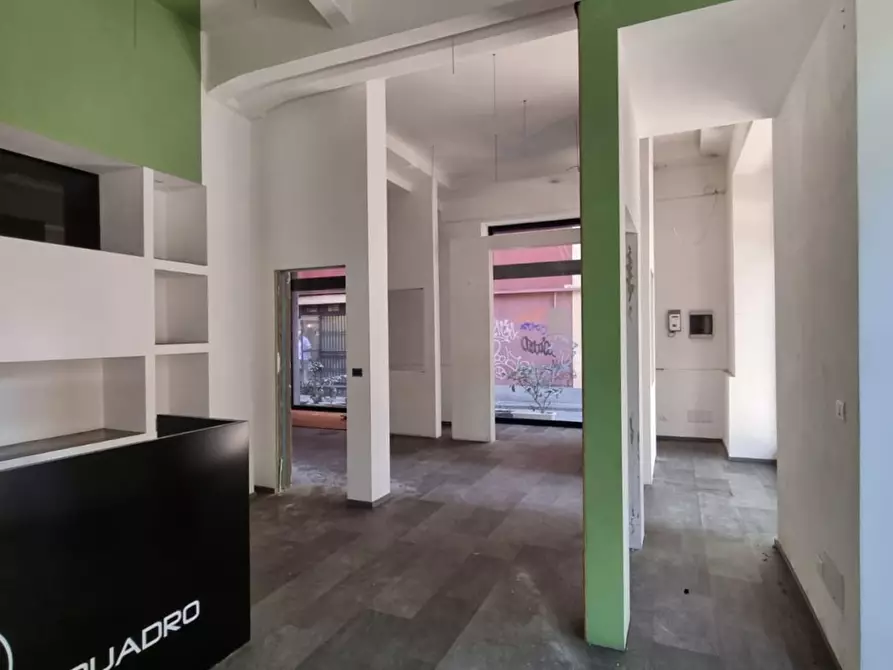 Immagine 1 di Negozio in affitto  in Via Sant'Euplio, 62-64 a Catania