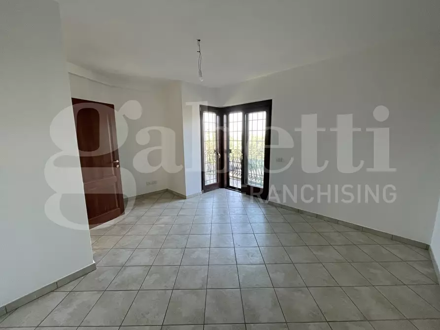 Immagine 17 di Casa bifamiliare in vendita  in Via dei Ciclamini, 25 a Rocca Di Papa
