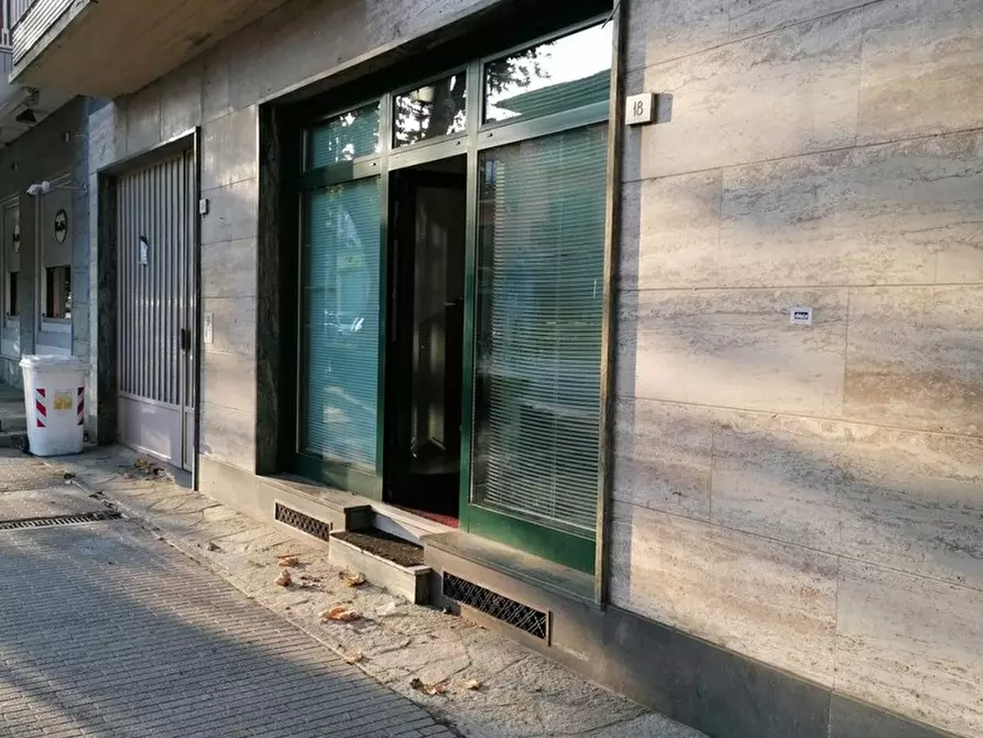 Immagine 1 di Attività commerciale in affitto  in Via Coazze, 18 a Giaveno