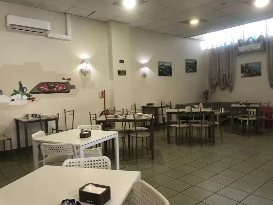 Immagine 18 di Bar / Ristorante in vendita  in Via Chiappitto, 30 a Alatri