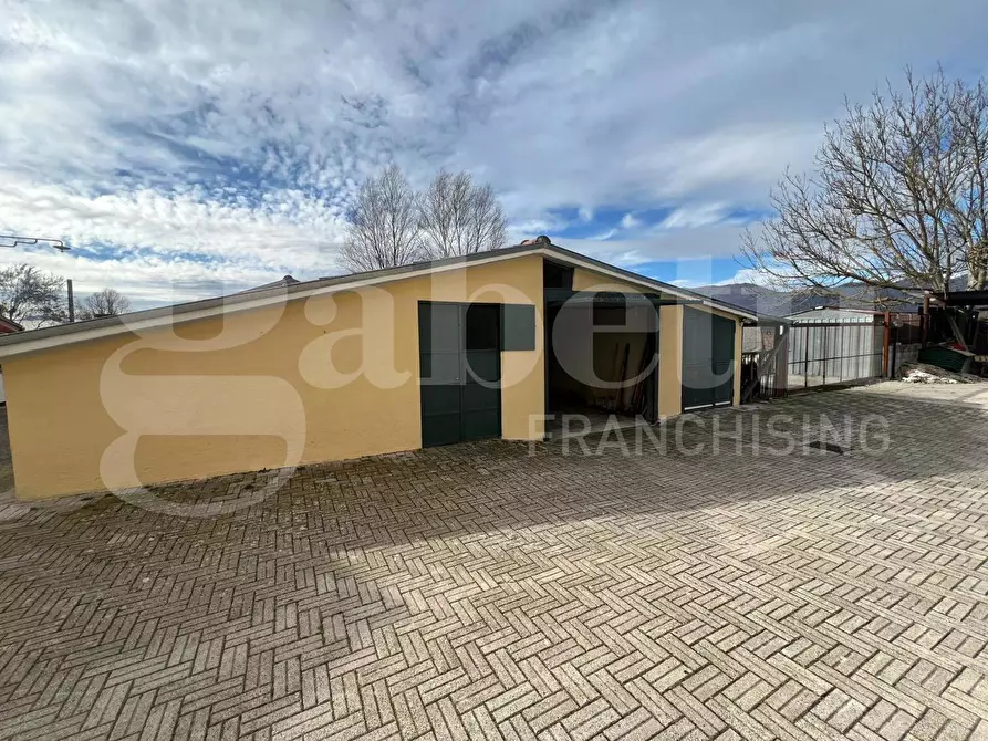 Immagine 6 di Casa bifamiliare in vendita  in Via TERNANA, SNC a Rieti