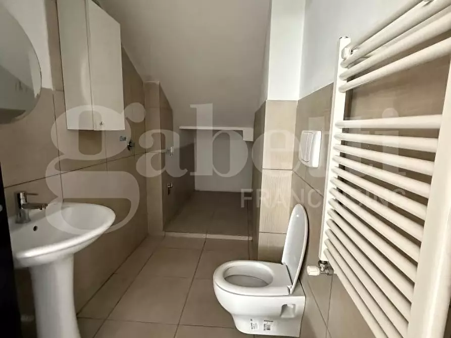 Immagine 8 di Casa bifamiliare in vendita  in Strada Perin, 10 a Vicenza