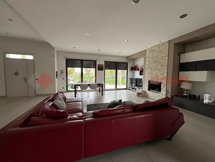 Immagine 2 di Villa in vendita  in Contrada TORRE MOZZA a Brindisi