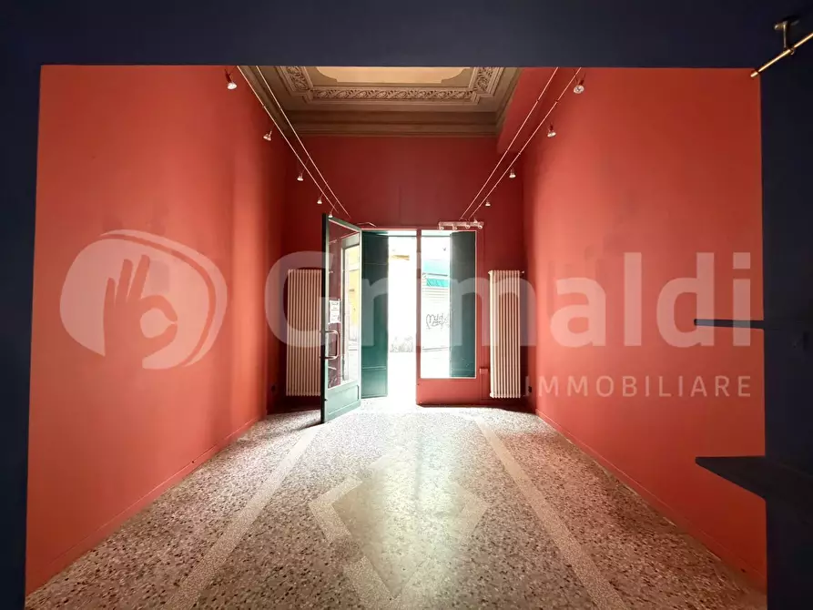 Immagine 5 di Negozio in vendita  in Corso GARIBALDI, 7A a Pavia