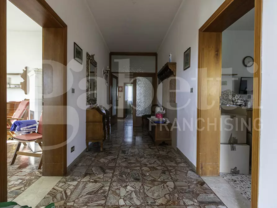 Immagine 6 di Casa bifamiliare in vendita  in Via delle Rose, 10 a Mogliano Veneto