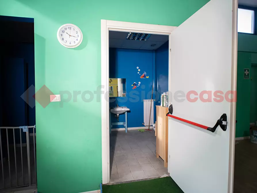 Immagine 7 di Attività commerciale in vendita  in Via Osteria della Fontana, 11 a Anagni