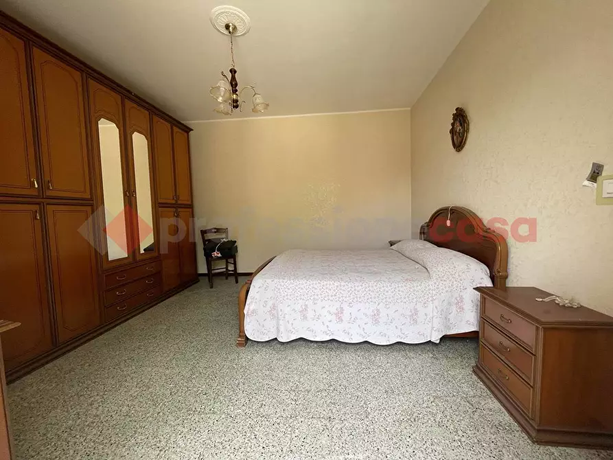 Immagine 16 di Casa indipendente in vendita  in Via LE QUERCE, 10 a Fondi