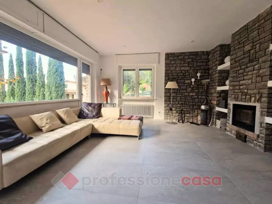 Immagine 2 di Villa in vendita  in Strada Dei Conservoni a Perugia