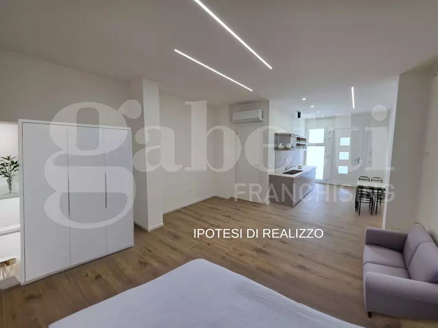 Immagine 1 di Appartamento in vendita  in Via SOTTOMARINA - VIALE MEDITERRANEO, 00 a Chioggia