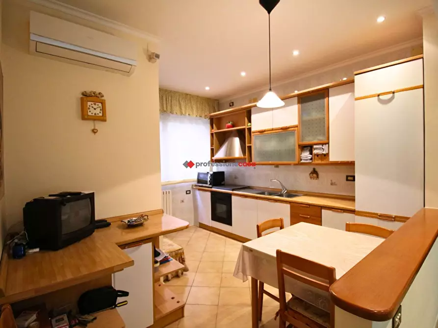 Immagine 11 di Appartamento in vendita  in Via Ruffilli, 4 a Foggia