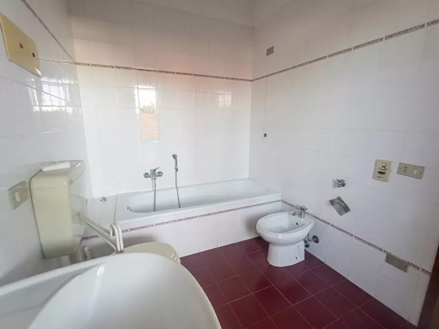 Immagine 17 di Appartamento in vendita  in Via Cavarzere - Via Bellini, 00 a Cavarzere