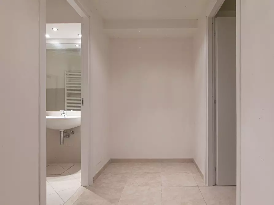 Immagine 27 di Casa quadrifamiliare in vendita  in Via Ermanno Wolf Ferrari, 169 a Roma