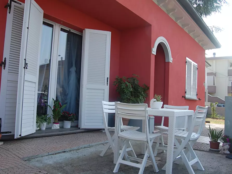 Immagine 7 di Villa in vendita  in Viale CORSICA a Riccione