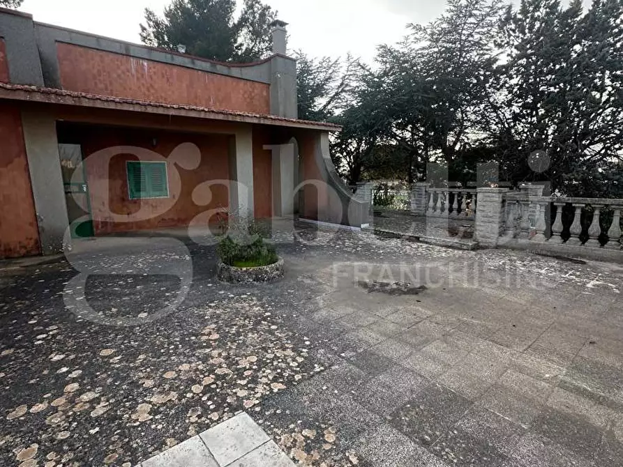 Immagine 3 di Villa in vendita  in Contrada Fiorentino, sn a Ostuni