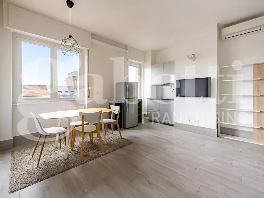 Immagine 1 di Appartamento in affitto  in Via Melzo, 6 a Milano