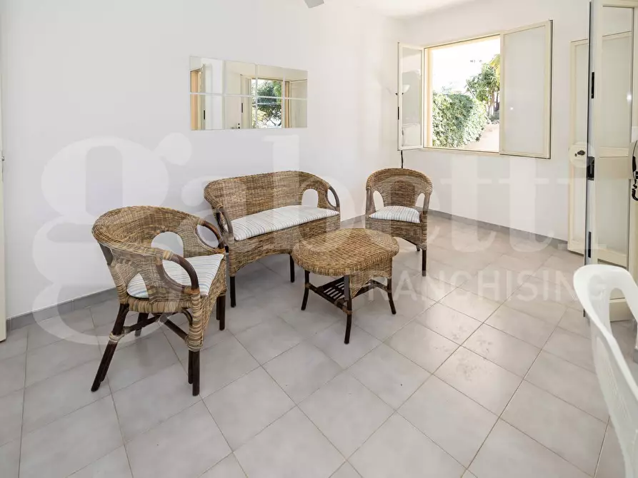 Immagine 13 di Casa bifamiliare in vendita  in Viale della Giustizia, 5 a Scicli