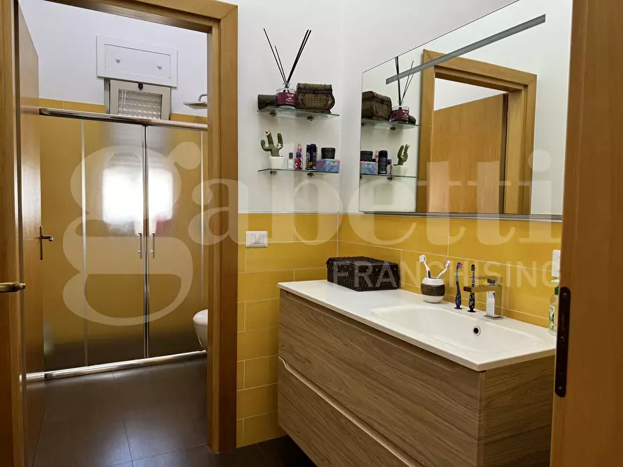 Immagine 10 di Appartamento in vendita  in Via Alcide de Gasperi a Monteroni Di Lecce